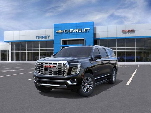 New 2026 GMC Yukon XL Denali w/ Sun & Power Step Package image 8