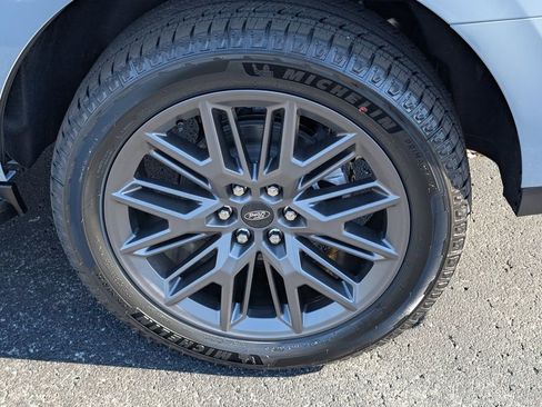 New 2026 Ford Expedition Platinum w/ Stealth Appearance Package image 18