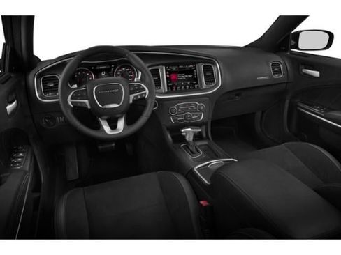 Used 2015 Dodge Charger R/T RWD image 4