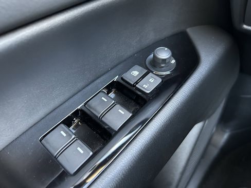 Certified 2025 MAZDA CX-5 AWD 2.5 S w/ Select Package image 21