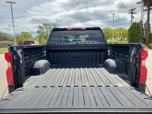 Used 2023 Chevrolet Silverado 1500 RST AWD/4WD image 8