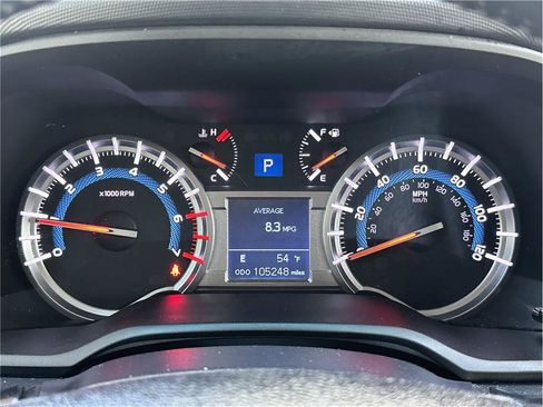 Used 2018 Toyota 4Runner TRD Off-Road Premium AWD/4WD image 21