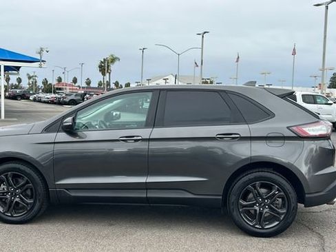 Certified 2018 Ford Edge SEL w/ Equipment Group 201A image 7