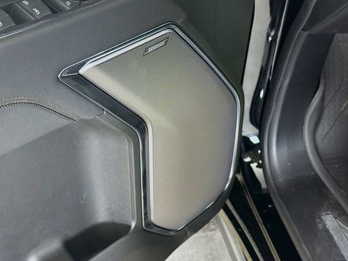 New 2026 Chevrolet Silverado 1500 High Country w/ Midnight Edition AWD/4WD image 18