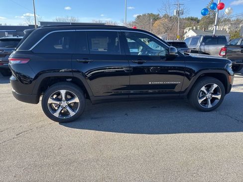 New 2026 Jeep Grand Cherokee Limited image 6