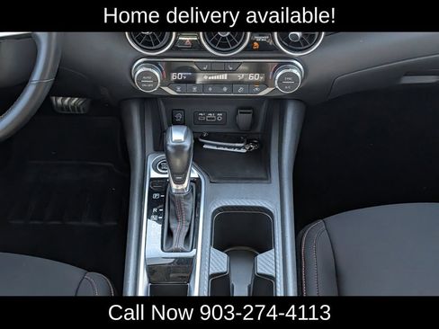 Used 2025 Nissan Sentra SR FWD image 12