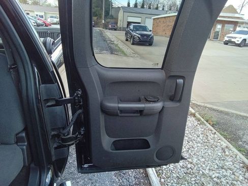 Used 2009 GMC Sierra 1500 SLE w/ Power Pack Plus image 12