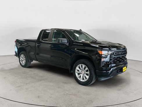 Certified 2025 Chevrolet Silverado 1500 Custom AWD/4WD image 3
