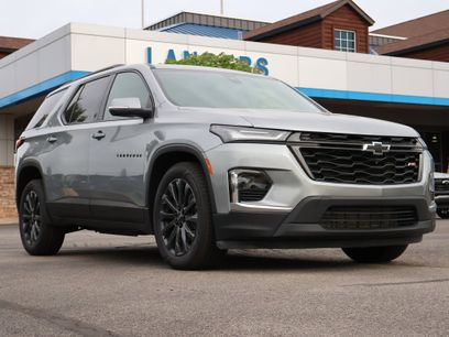 Used 2023 Chevrolet Traverse RS w/ LPO, Floor Liner Package