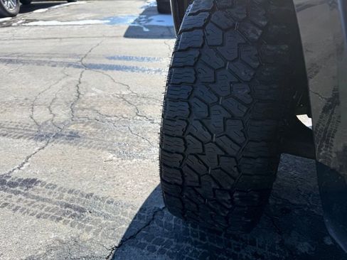 Used 2021 Ford Ranger XLT w/ Equipment Group 302A High image 11