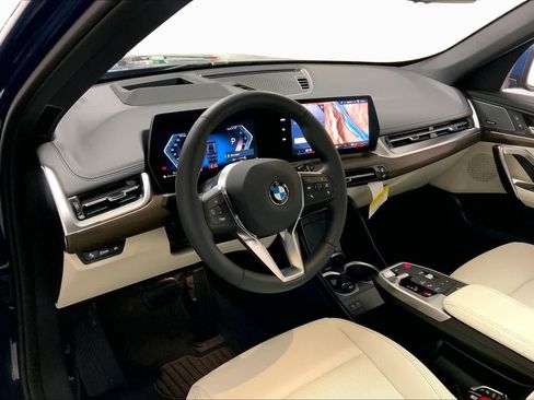 New 2026 BMW X1 xDrive28i w/ Technology Package AWD/4WD image 8