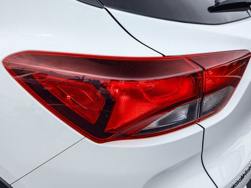 Used 2021 Chevrolet TrailBlazer LT w/ Convenience Package image 25