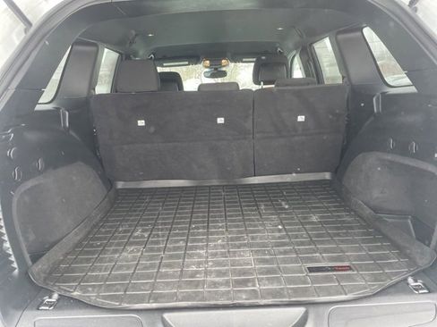 Used 2020 Jeep Grand Cherokee Laredo w/ 18" Wheel & 8.4" Radio Group image 18