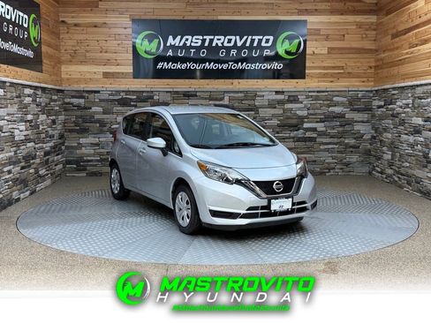 Used 2019 Nissan Versa Note S image 1