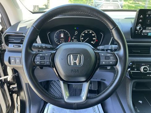 Used 2025 Honda Pilot EX-L image 15
