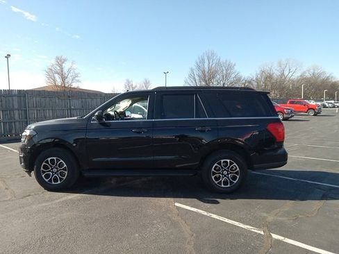 Used 2024 Ford Expedition XLT image 4