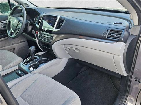 Used 2017 Honda Pilot EX image 21