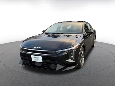 Used 2025 Kia K4 LXS image 7