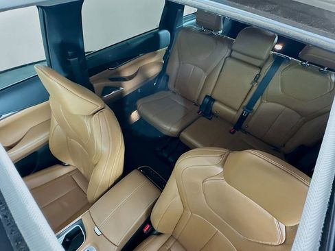 Used 2022 INFINITI QX60 Sensory w/ Cargo Package image 22