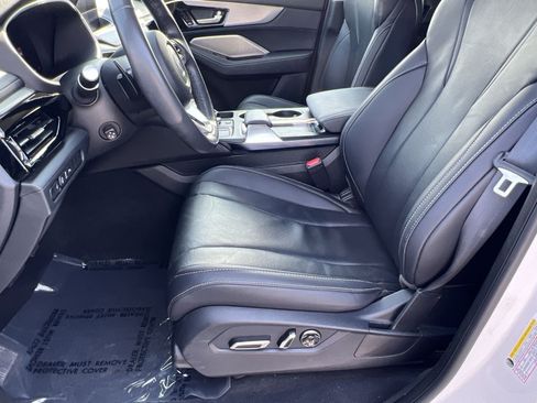 Certified 2024 Acura MDX w/ Technology Package FWD image 10