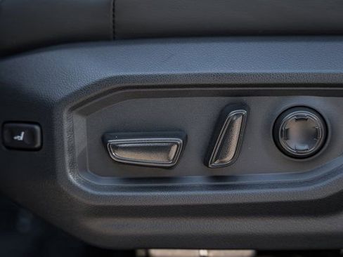 New 2026 Toyota Tundra Platinum image 38