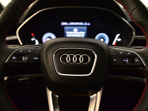 Used 2025 Audi Q3 2.0T Premium Plus image 14