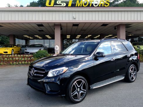 Used 2017 Mercedes-Benz GLE 400 4MATIC image 25