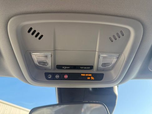 Used 2023 Chevrolet Malibu LT image 16