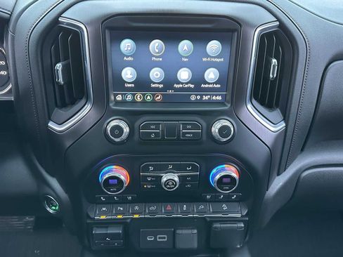 Used 2021 GMC Sierra 1500 AT4 w/ Technology Package image 26