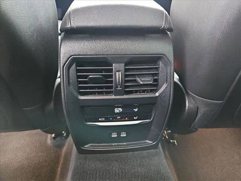 Used 2021 BMW 330i Sedan w/ Executive Package image 18