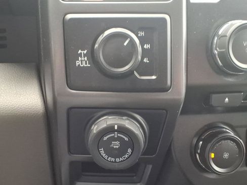 Used 2018 Ford F150 XLT w/ Equipment Group 302A Luxury image 24