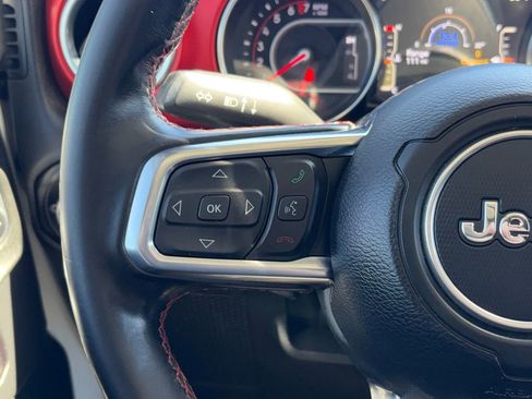 Used 2020 Jeep Wrangler Unlimited Rubicon image 12