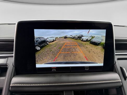 Used 2023 GMC Yukon SLT AWD/4WD image 29