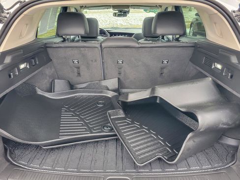 Certified 2022 Buick Envision Essence w/ Sport Touring Package image 25