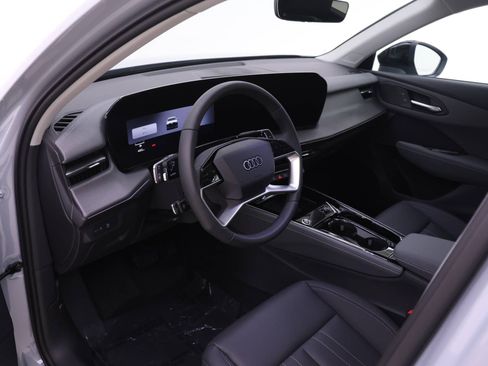 New 2026 Audi Q3 quattro 2.0T AWD/4WD image 6