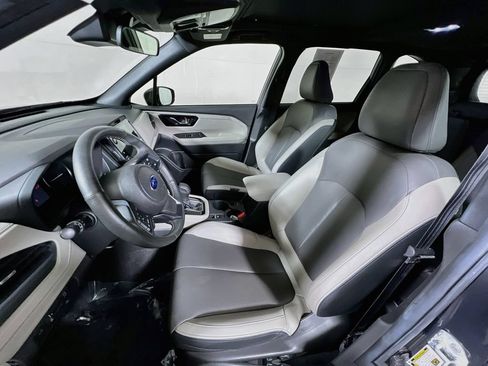 Used 2025 Subaru Forester Limited AWD/4WD image 18