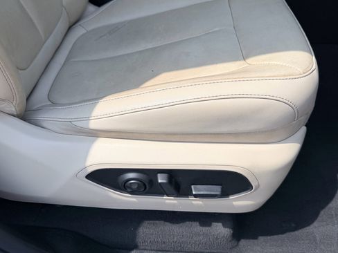 Used 2021 Jeep Grand Cherokee L Limited RWD image 27