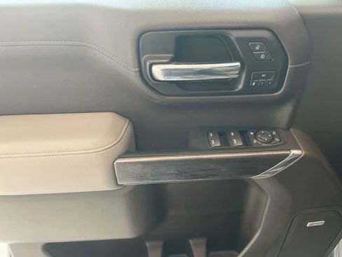 Used 2020 Chevrolet Silverado 1500 LTZ w/ LTZ Plus Package image 13