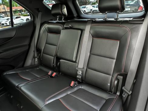 Used 2024 Chevrolet Equinox RS w/ RS Leather Package AWD/4WD image 18