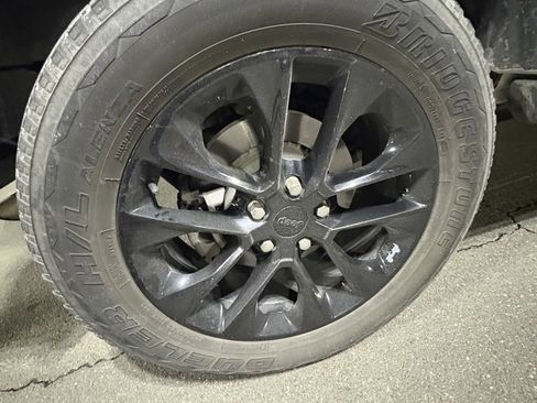 Used 2021 Jeep Wrangler Unlimited Sahara image 8