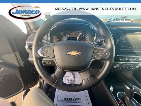 Used 2019 Chevrolet Traverse LT image 12