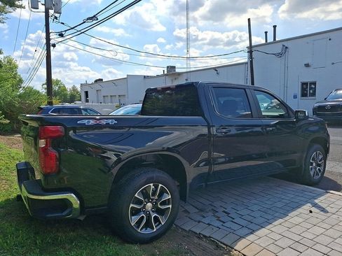 Certified 2023 Chevrolet Silverado 1500 LT AWD/4WD image 6