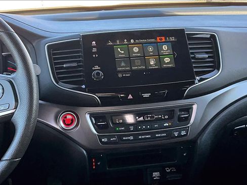 Used 2022 Honda Pilot Sport image 7