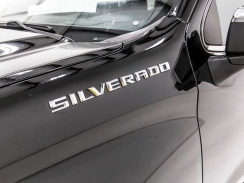 Used 2019 Chevrolet Silverado 1500 LTZ w/ LTZ Premium Package RWD image 11