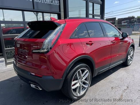 Used 2021 Cadillac XT4 Sport w/ Sun And Sound Package AWD/4WD image 2