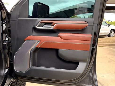 Certified 2024 GMC Sierra 2500 Denali Ultimate w/ Max Trailering Package image 22