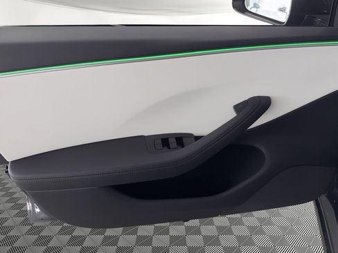 Used 2025 Tesla Model 3 Long Range RWD image 14
