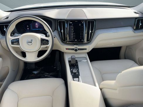 Certified 2024 Volvo XC60 B5 Plus w/ Protection Package Premier image 17