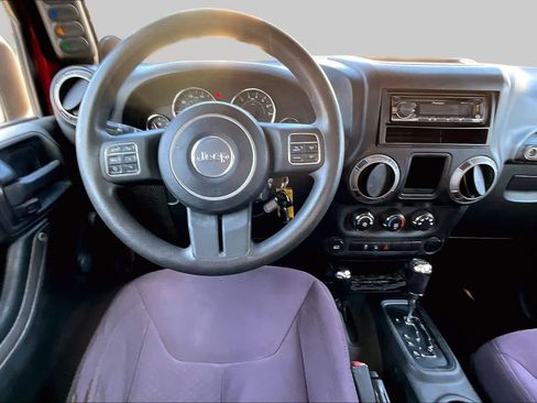 Used 2013 Jeep Wrangler Sport w/ Connectivity Group AWD/4WD image 6