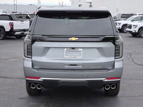 New 2025 Chevrolet Suburban Premier AWD/4WD image 24